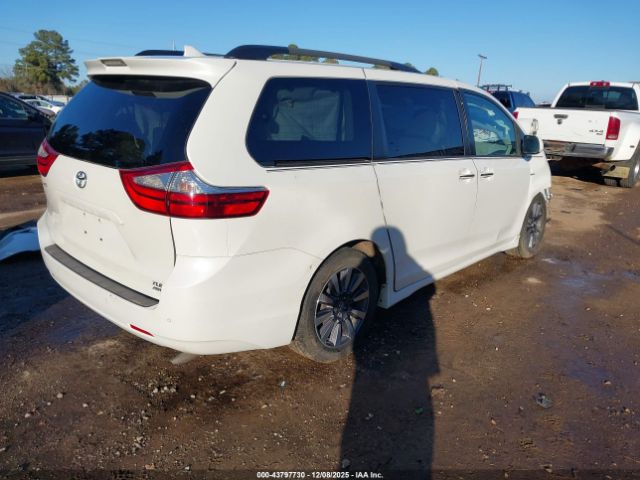 2018 TOYOTA SIENNA 5TDDZ3DC2JS193635 Photo 3