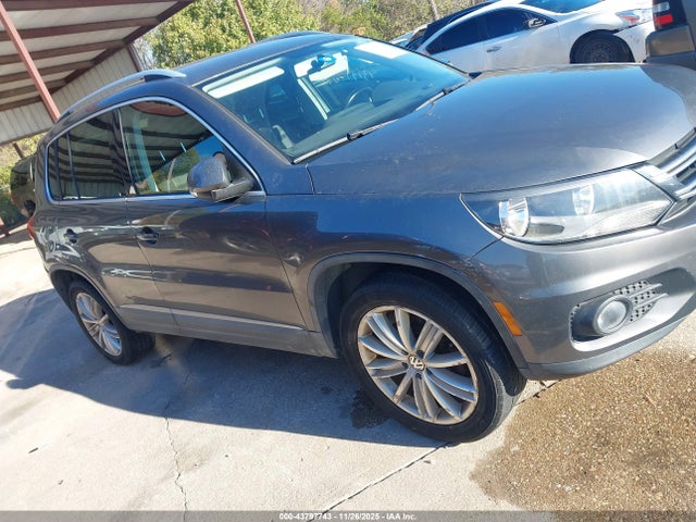 WVGAV3AX7EW583461 Volkswagen TIGUAN SE