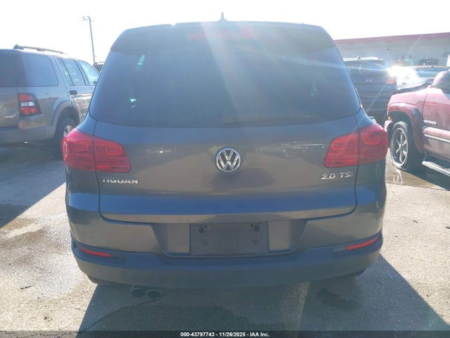 WVGAV3AX7EW583461 Volkswagen TIGUAN SE