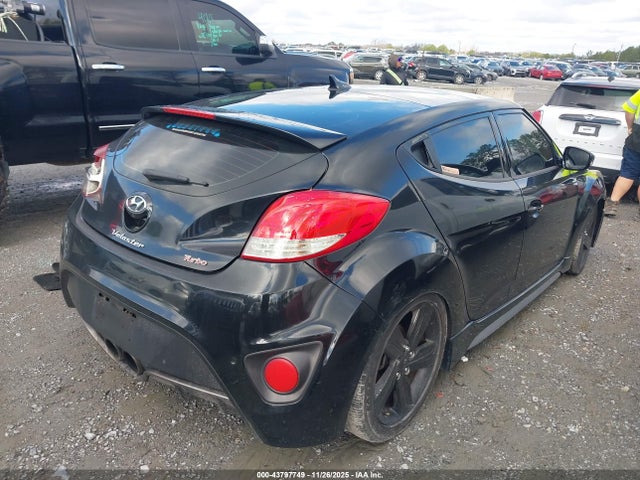43797749 :رقم المزاد ، KMHTC6AE8DU100956 vin ، 2013 Hyundai Veloster Turbo W/blue مزاد بيع
