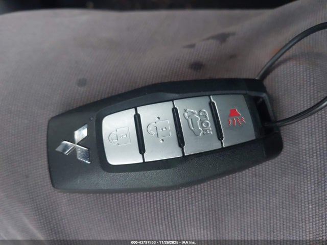 2024 MITSUBISHI OUTLANDER JA4J3VA8XRZ078785 Photo 10