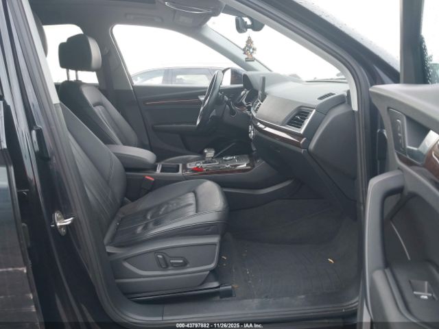 2019 AUDI Q5 WA1ANAFY3K2076502 Photo 4