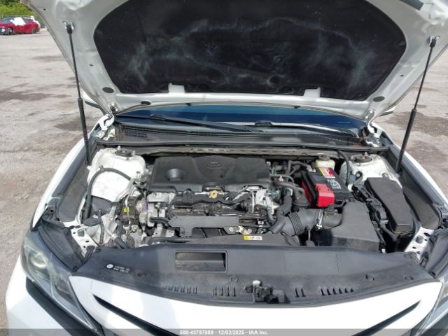 2018 TOYOTA CAMRY 4T1B11HK0JU667559 Photo 9