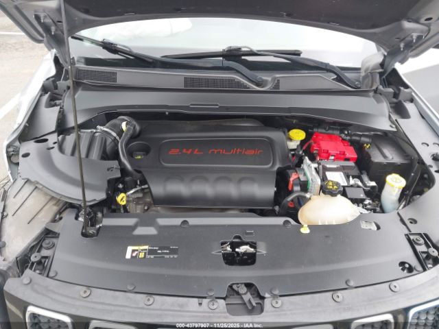 2019 JEEP COMPASS 3C4NJDBB3KT723470 Photo 9