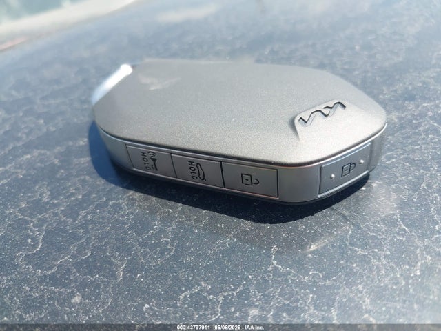 2025 Kia K4 Lxs მანქანა იყიდება აუქციონზე, vin: 3KPFT4DE0SE196398, აუქციონის ნომერი: 43797911