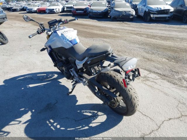 2023 BMW F 900 WB10K1308P6G94634 Photo 2