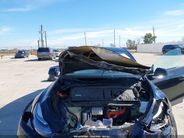 2023 TESLA MODEL Y 7SAYGDEE3PF638090 Photo 9