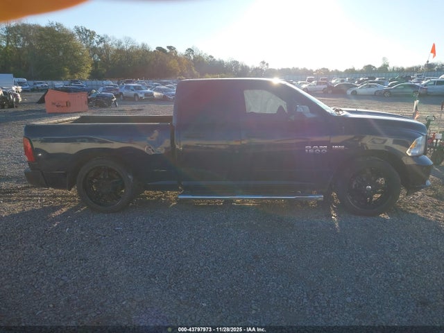 Продажа на аукционе авто 2018 Ram 1500 Express  4x2 6'4 Box, vin: 1C6RR6FT0JS211343, номер лота: 43797973
