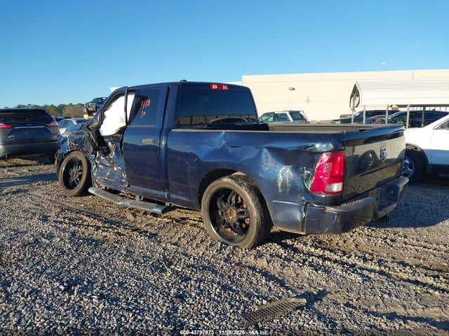 Продажа на аукционе авто 2018 Ram 1500 Express  4x2 6'4 Box, vin: 1C6RR6FT0JS211343, номер лота: 43797973