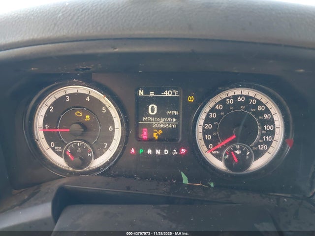 Продажа на аукционе авто 2018 Ram 1500 Express  4x2 6'4 Box, vin: 1C6RR6FT0JS211343, номер лота: 43797973