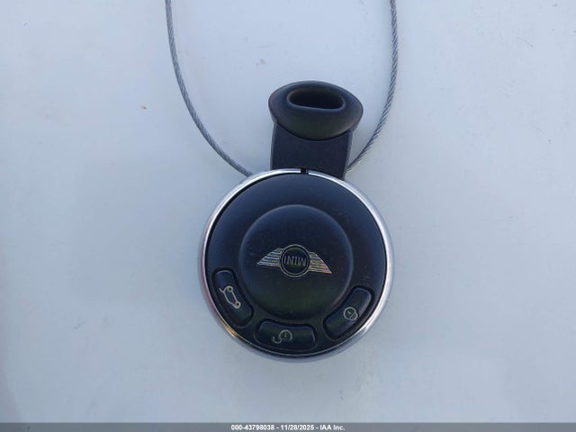 2014 MINI COUNTRYMAN WMWZC5C53EWP39982 Photo 10