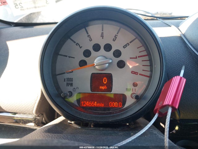 2014 MINI COUNTRYMAN WMWZC5C53EWP39982 Photo 6