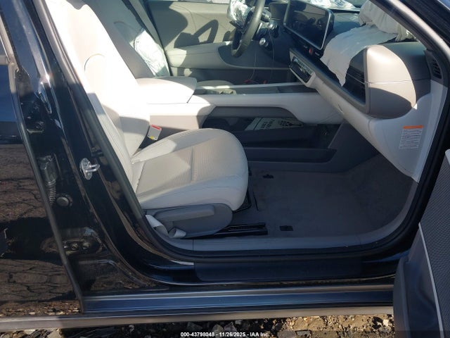 2025 HYUNDAI IONIQ 6 KMHM34AA2SA084645 Photo 4