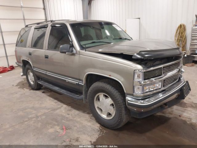 1999 CHEVROLET TAHOE 1GNEK13RXXJ537437
