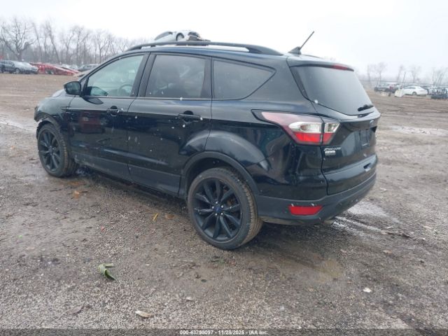 2018 FORD ESCAPE 1FMCU0GD1JUA18880 Photo 2