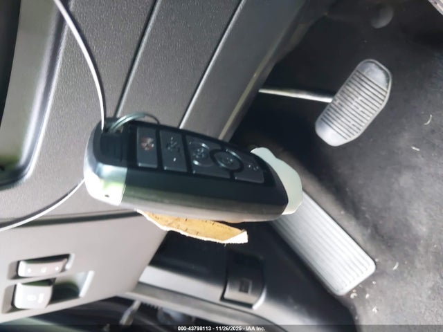 1FMJU2AT0NEA63327 Ford Expedition Limited