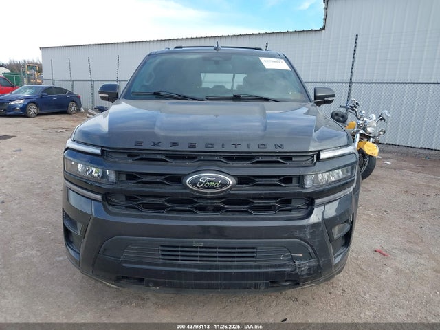 1FMJU2AT0NEA63327 Ford Expedition Limited