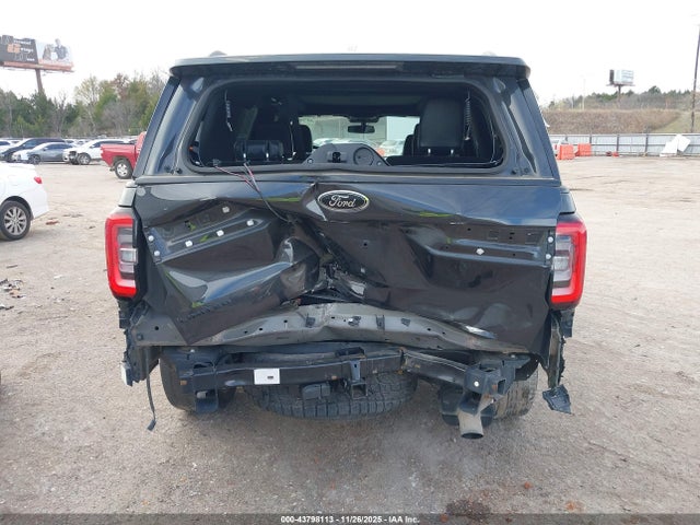 1FMJU2AT0NEA63327 Ford Expedition Limited