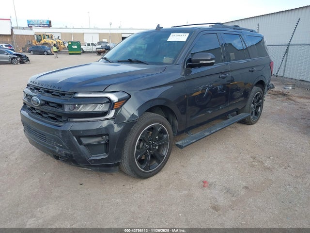 1FMJU2AT0NEA63327 Ford Expedition Limited