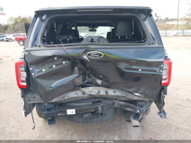1FMJU2AT0NEA63327 Ford Expedition Limited