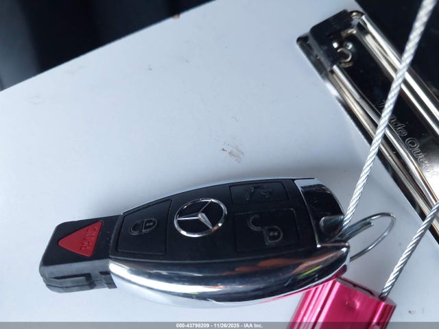 43798209 :رقم المزاد ، WDCTG4GB3FJ056020 vin ، 2015 Mercedes-benz Gla 250 4matic مزاد بيع