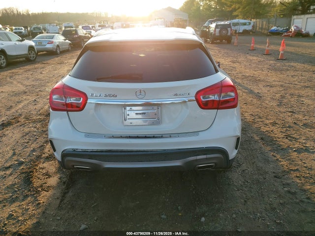 43798209 :رقم المزاد ، WDCTG4GB3FJ056020 vin ، 2015 Mercedes-benz Gla 250 4matic مزاد بيع