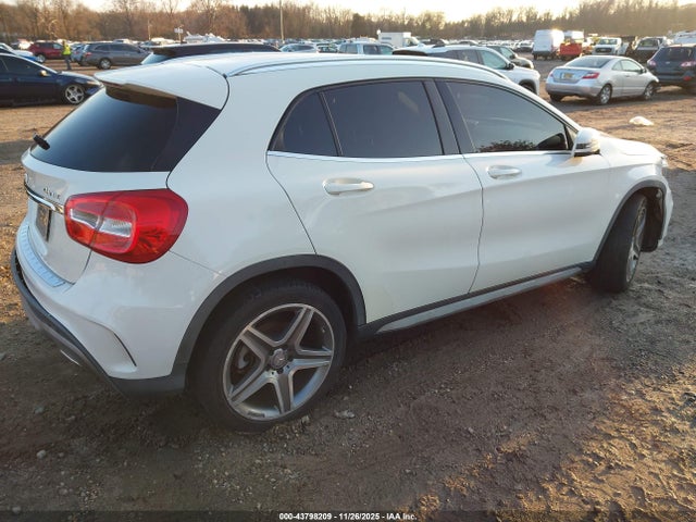 43798209 :رقم المزاد ، WDCTG4GB3FJ056020 vin ، 2015 Mercedes-benz Gla 250 4matic مزاد بيع