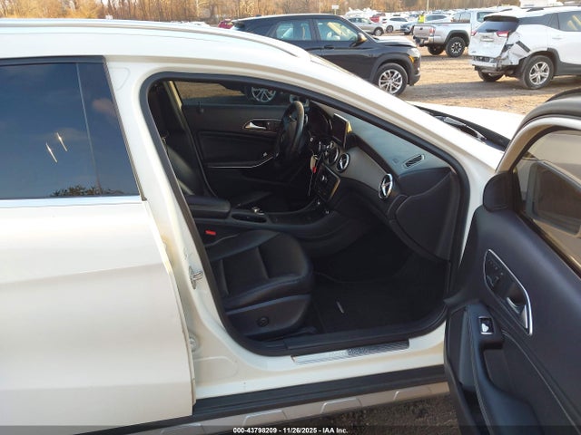 43798209 :رقم المزاد ، WDCTG4GB3FJ056020 vin ، 2015 Mercedes-benz Gla 250 4matic مزاد بيع