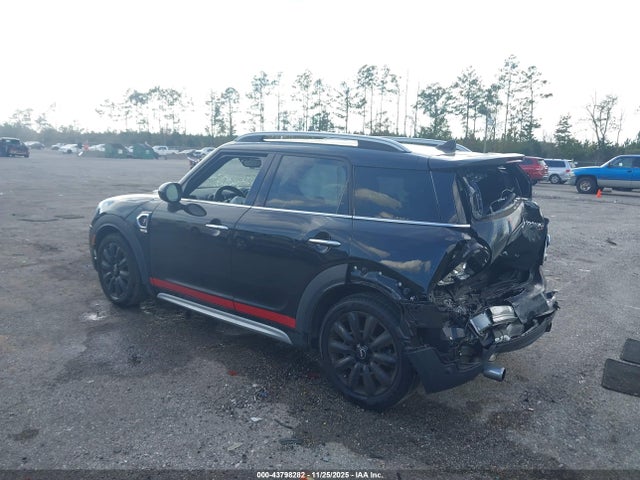 2017 MINI COUNTRYMAN WMZYT3C34H3D98201 Photo 2