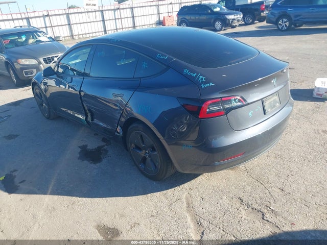 2023 TESLA MODEL 3 5YJ3E1EA0PF672738 Photo 2