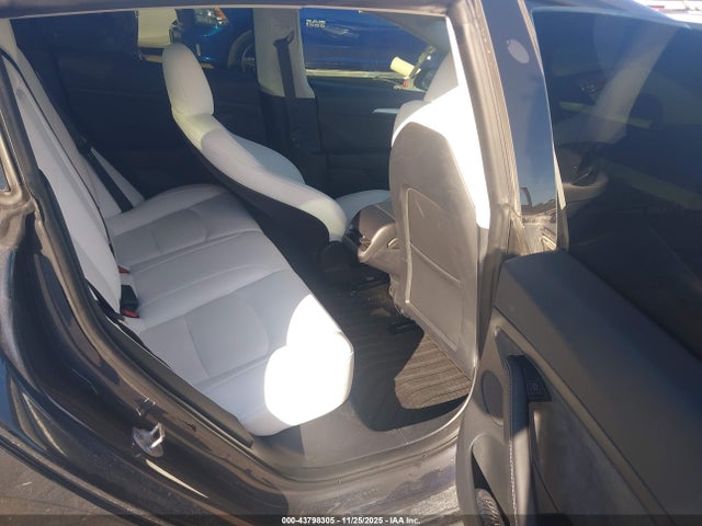 2023 TESLA MODEL 3 5YJ3E1EA0PF672738 Photo 7