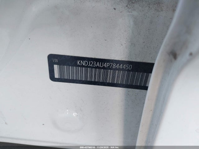 KNDJ23AU4P7844450 KIA SOUL LX