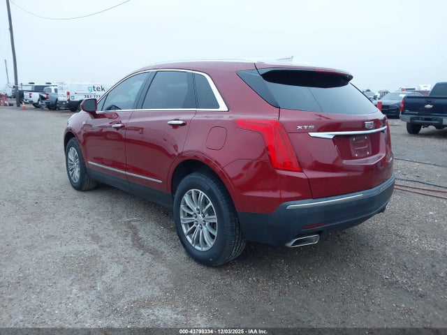 2019 CADILLAC XT5 1GYKNCRS0KZ127498 Photo 2