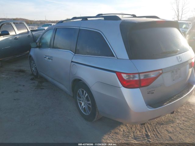 2011 HONDA ODYSSEY 5FNRL5H47BB086527 Photo 2