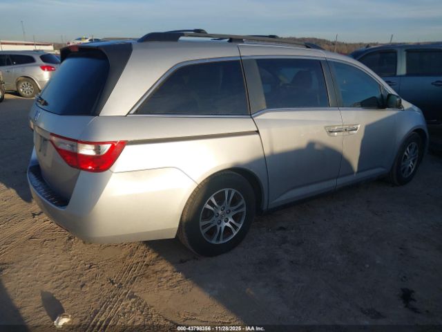 2011 HONDA ODYSSEY 5FNRL5H47BB086527 Photo 3