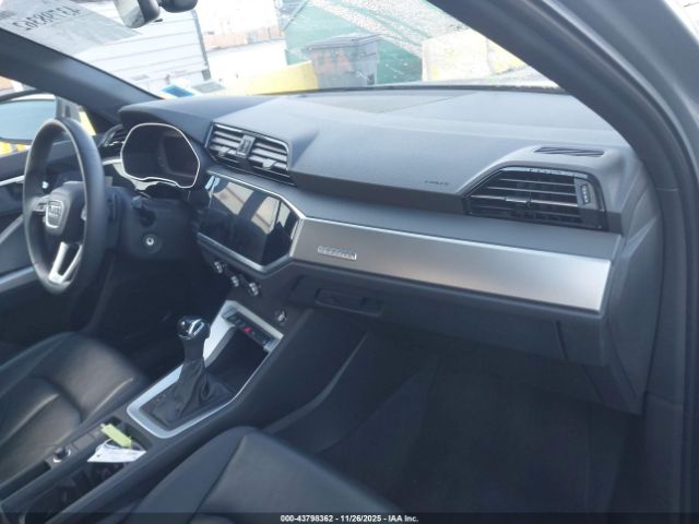 2025 AUDI Q3 WA1DECF37S1011283 Photo 4