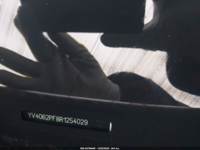 2024 VOLVO XC90 YV4062PF8R1254029 Photo 8