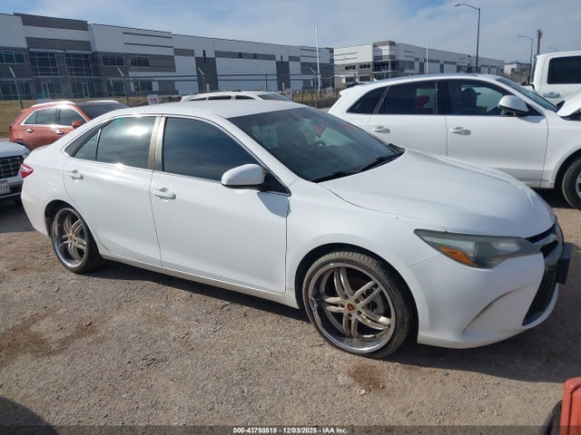 Aukcja sprzedaży 2015 Toyota Camry Se, vin: 4T1BF1FK0FU105236, numer aukcji: 43798518