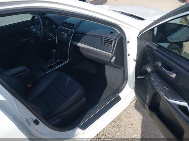 Aukcja sprzedaży 2015 Toyota Camry Se, vin: 4T1BF1FK0FU105236, numer aukcji: 43798518