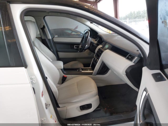 SALCR2RXXJH748300 Land Rover Discovery Sport Hse