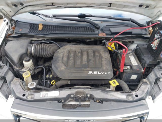 2014 CHRYSLER TOWN & COUNTRY 2C4RC1BG5ER454188 Photo 5