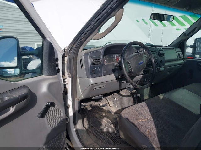 Aukcja sprzedaży 2005 Ford F-550 Lariat/xl/xlt, vin: 1FDAW57P65EC03404, numer aukcji: 43798672