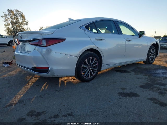 2022 LEXUS ES 300H 58ACA1C19NU019381 Photo 3