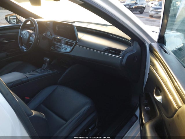 2022 LEXUS ES 300H 58ACA1C19NU019381 Photo 4