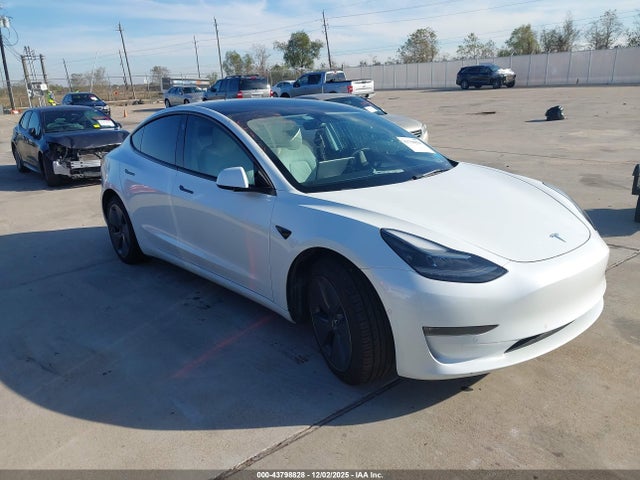 2022 TESLA MODEL 3 5YJ3E1EB0NF177705 Photo 0