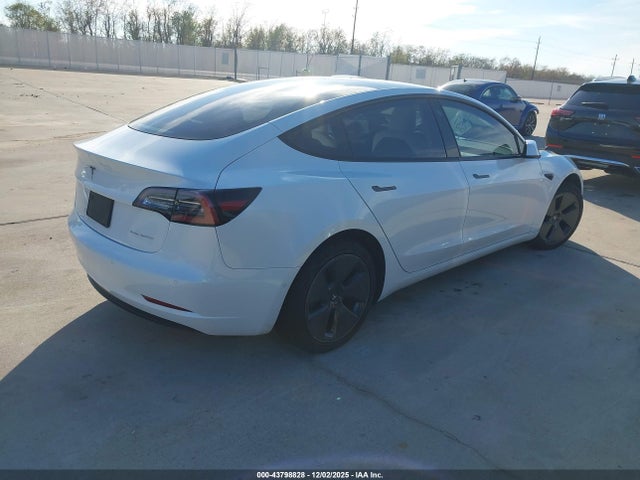 2022 TESLA MODEL 3 5YJ3E1EB0NF177705 Photo 3