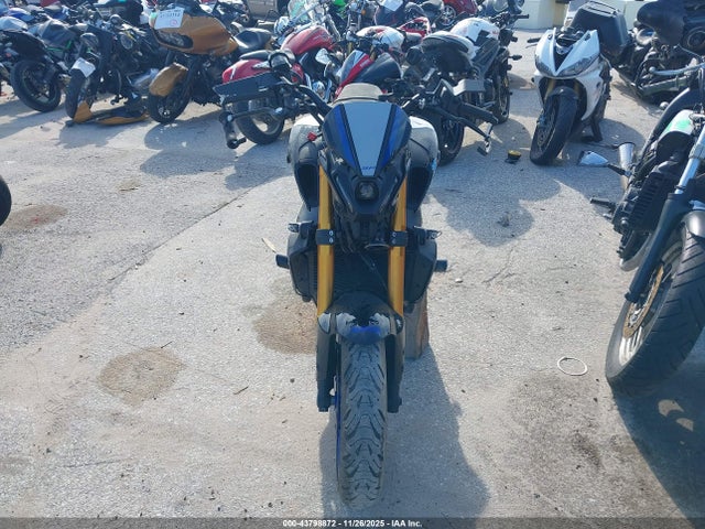 Yamaha Mt09 D 2023 JYARN72E8PA001763 Image 5