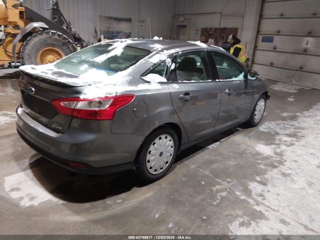 2014 FORD FOCUS 1FADP3F26EL356584 Photo 3