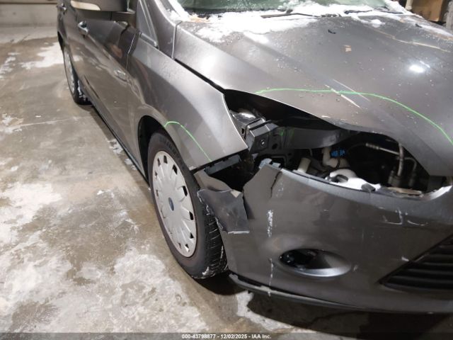 2014 FORD FOCUS 1FADP3F26EL356584 Photo 5