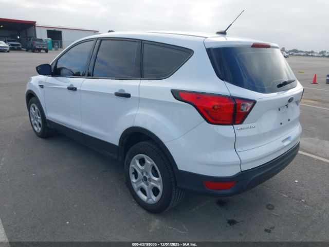 2019 FORD ESCAPE 1FMCU0F70KUB62272 Photo 2